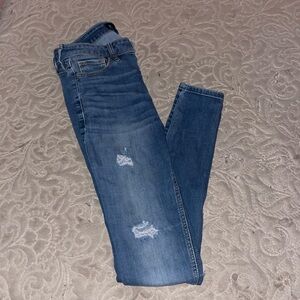 Mid rise super skinny jeans